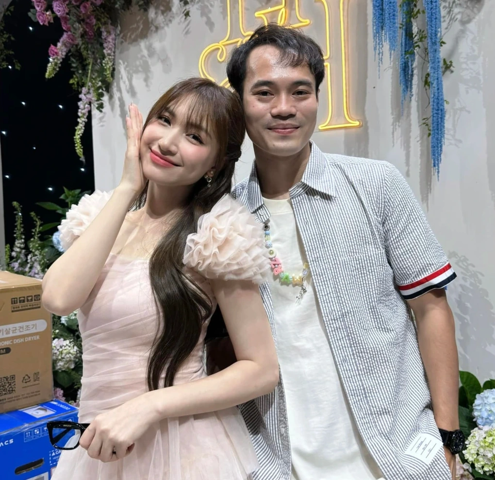 Được đẩy thuyền nhiệt tình nhưng không thành giờ thùy tiên quang linh vướng vòng lao lý hòa minzy văn toàn vẫn là bạn - 4