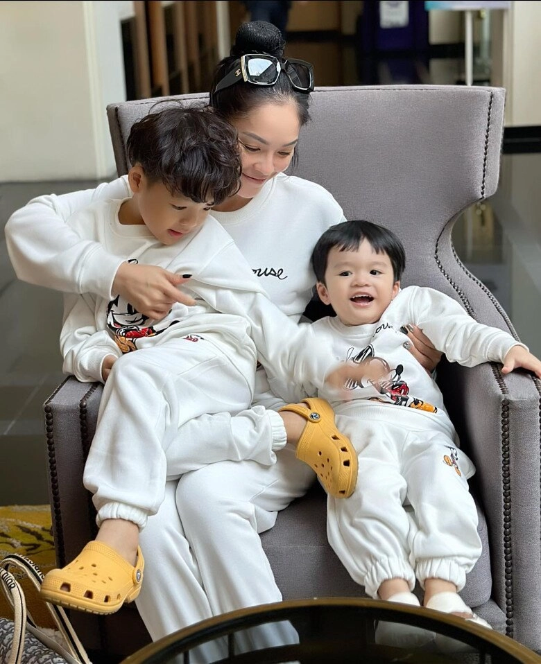 Dương cẩm lynh bức xúc khi bị lừa cả tỷ đồng mất hết tiền học của con vì tin lầm người - 5