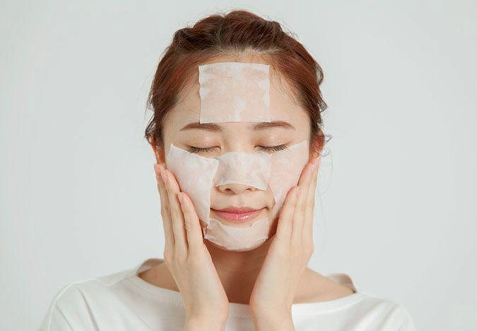 Dưỡng da vào buổi sáng và buổi tối 3 kỹ thuật dưỡng ẩm làm sáng và phục hồi da hiệu quả - 4