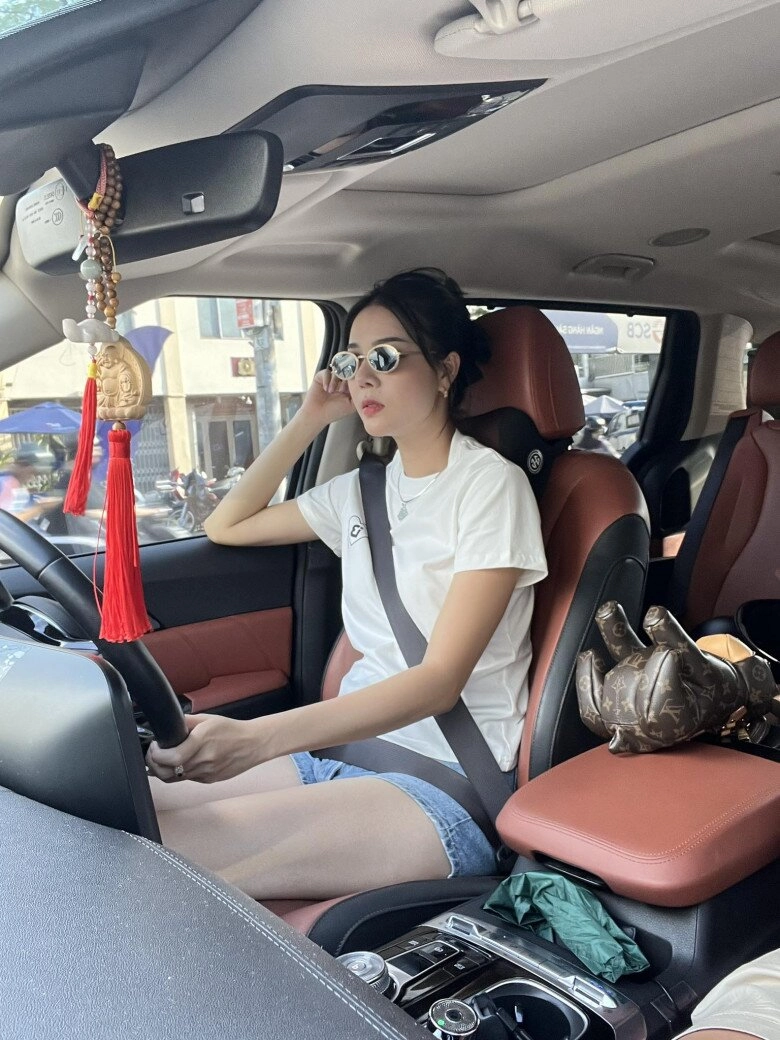 gà cưng vũ khắc tiệp đưa con đi bán tào phớ lề đường khách mua tới tấp từng được chồng việt kiều tặng nhà 10 tỷ - 5