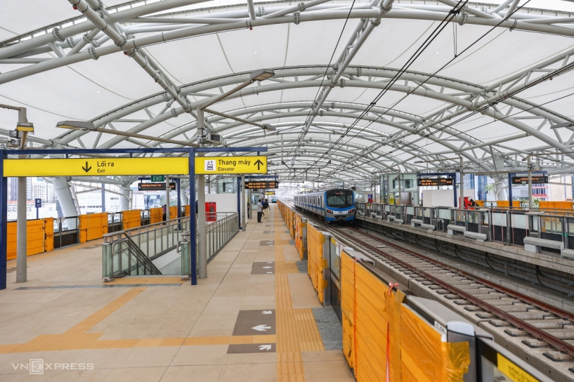Ga trên cao lớn nhất metro số 1 trước ngày đón khách - 4