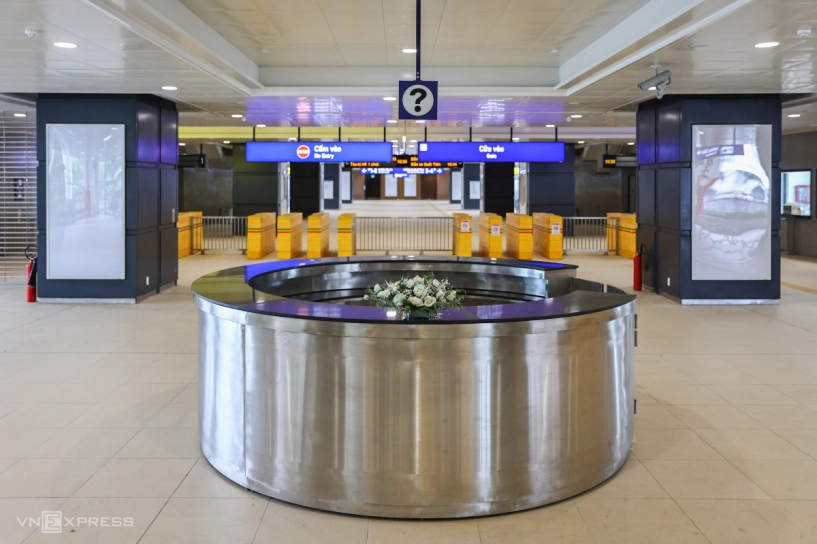 Ga trên cao lớn nhất metro số 1 trước ngày đón khách - 10