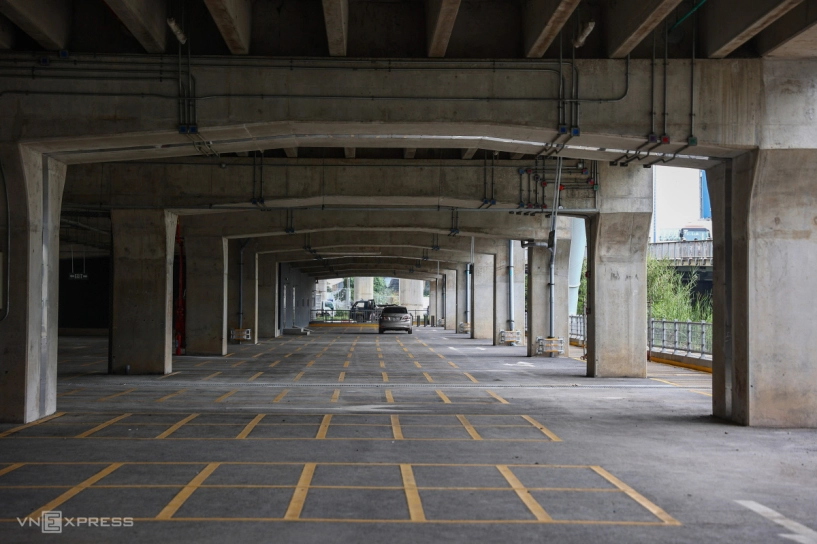 Ga trên cao lớn nhất metro số 1 trước ngày đón khách - 14
