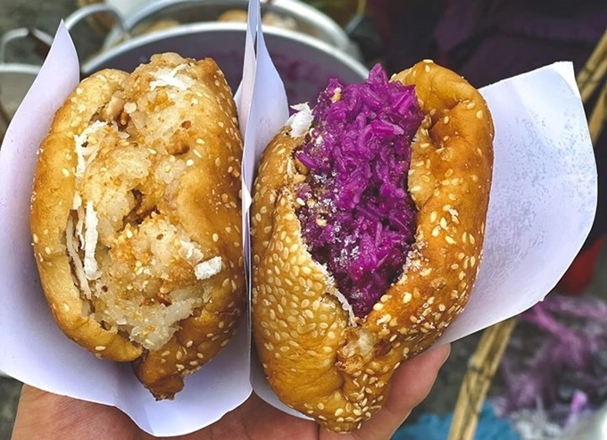 Gánh bánh tiêu xôi hơn 30 năm tuổi ở đà lạt biến món ăn vỉa hè trở thành đặc sản muốn ăn phải dậy thật sớm - 1
