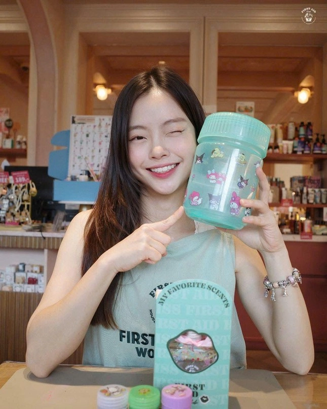 Gen z thái lan rủ nhau đi workshop tự chọn mùi hương và trang trí lọ hít mũi - 2