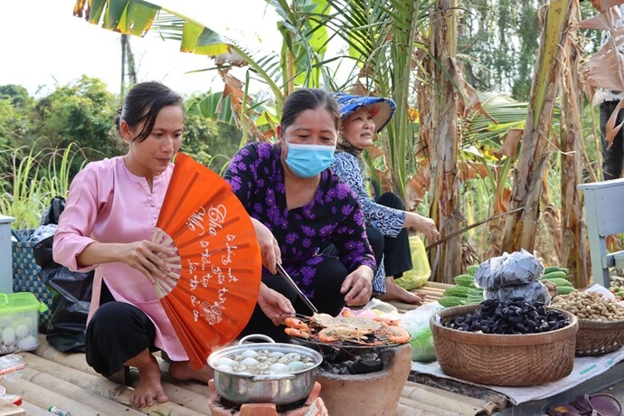 Ghé khu chợ quê giữa lòng đồng tháp mới mở 2 năm nhưng hút hơn 100 ngàn lượt khách đến tham quan - 4