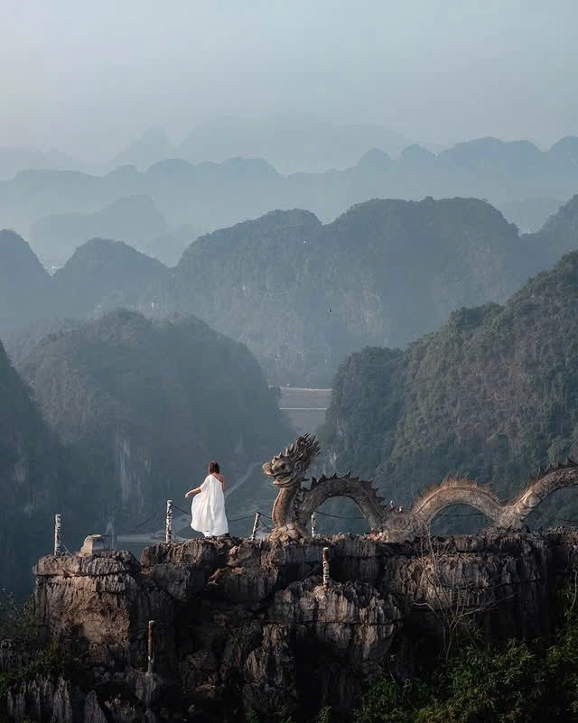 Ghé thăm hang múa đầu xuân ất tỵ địa điểm check-in được giới trẻ yêu thích - 10