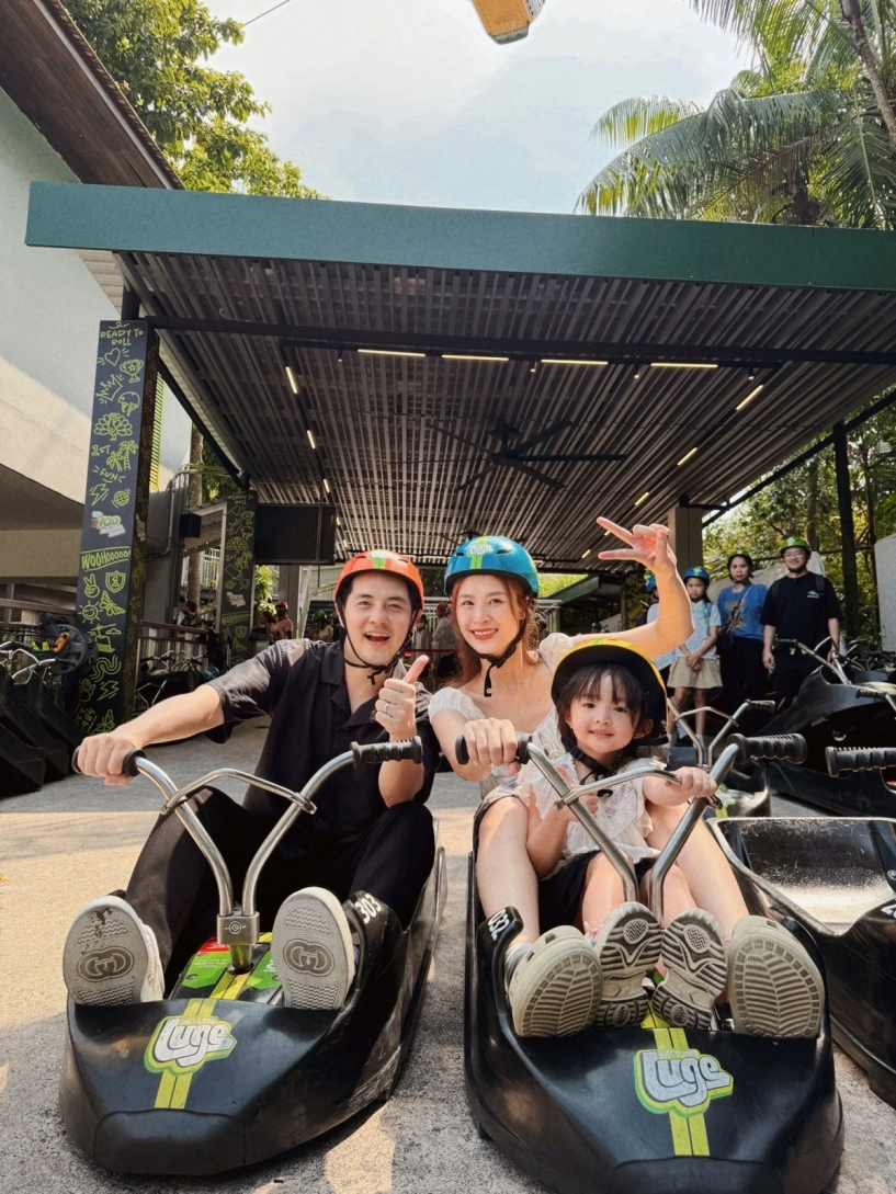 Gia đình đông nhi khám phá thiên đường giải trí ở singapore - 4