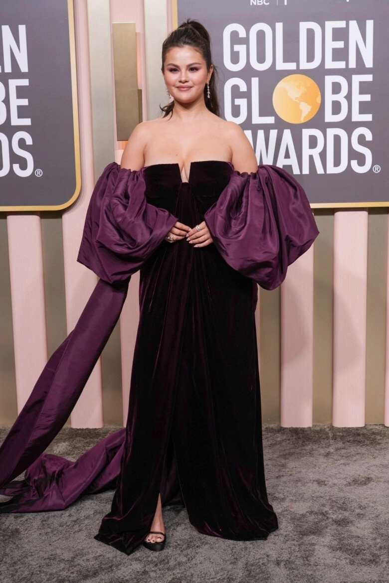 Giảm cân thành công nhan sắc của công chúa selena gomez một bước sang trang - 8