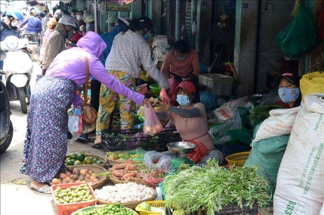 Giữa lòng đà nẵng có ngôi chợ đầu mối lớn bậc nhất thành phố được mệnh danh là khu chợ không ngủ - 3