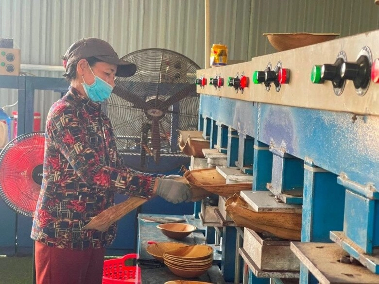 Giữa lòng quảng ngãi có khu chợ chỉ bán thứ tưởng là rác nay được xuất khẩu ra nước ngoài - 7