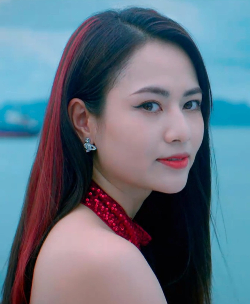 Hai mỹ nhân cặp kè với xã hội đen ở phim độc đạo đang làm điên đảo màn ảnh - 2