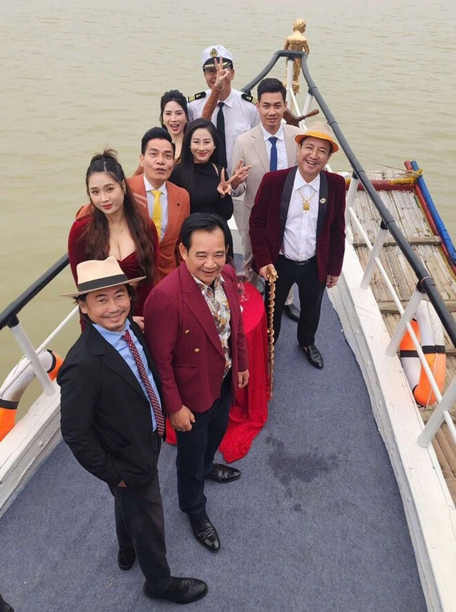 Hài tết 2025 chí trung được bạn gái chăm sóc khi làm chúa đảo quách ngọc tuyên chịu áp lực khi có con - 8