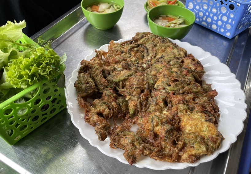Hàng chả rươi truyền thống hơn 30 năm ở phố cổ - 7