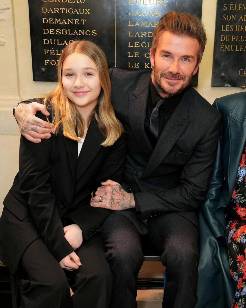 Harper seven beckham 13 tuổi được bố mẹ dồn sức lăng xê liệu có theo vết xe đổ của 3 anh trai - 3