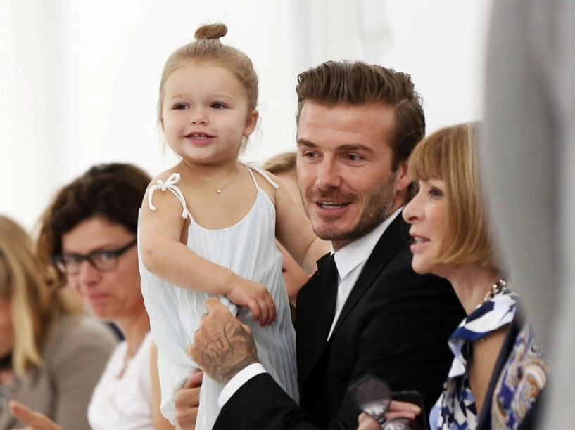 Harper seven beckham 13 tuổi được bố mẹ dồn sức lăng xê liệu có theo vết xe đổ của 3 anh trai - 5