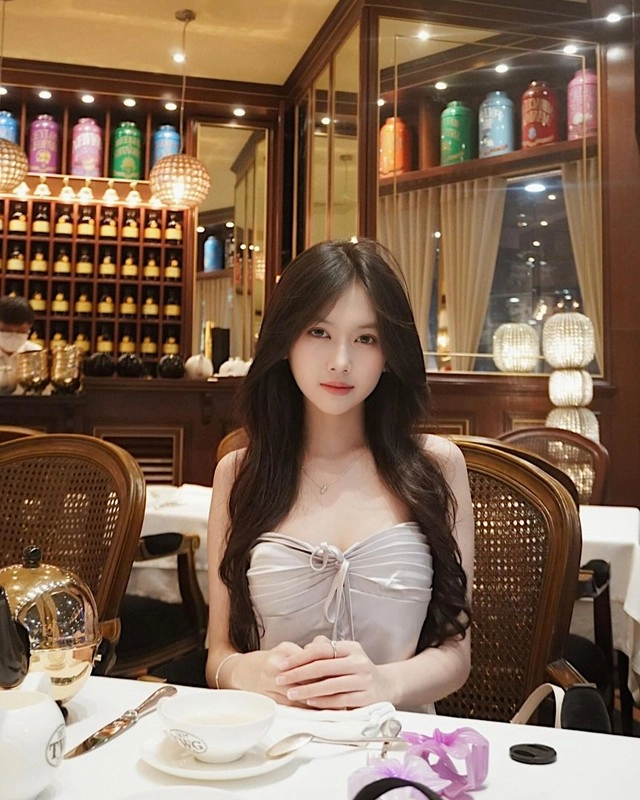 Hiện tượng nhí bé bảo an tuổi 17 dậy thì phổng phao xinh xắn - 9