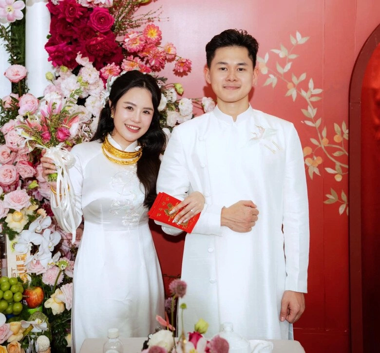Hoa cưới độc đáo của sao việt minh tú và thái trinh tưởng nhớ đấng sinh thành puka phải đi tìm khắp cả nước - 4