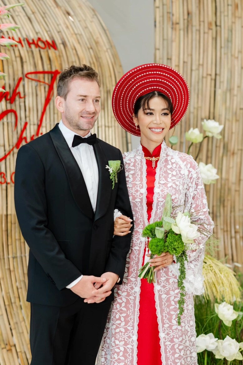 Hoa cưới độc đáo của sao việt minh tú và thái trinh tưởng nhớ đấng sinh thành puka phải đi tìm khắp cả nước - 9