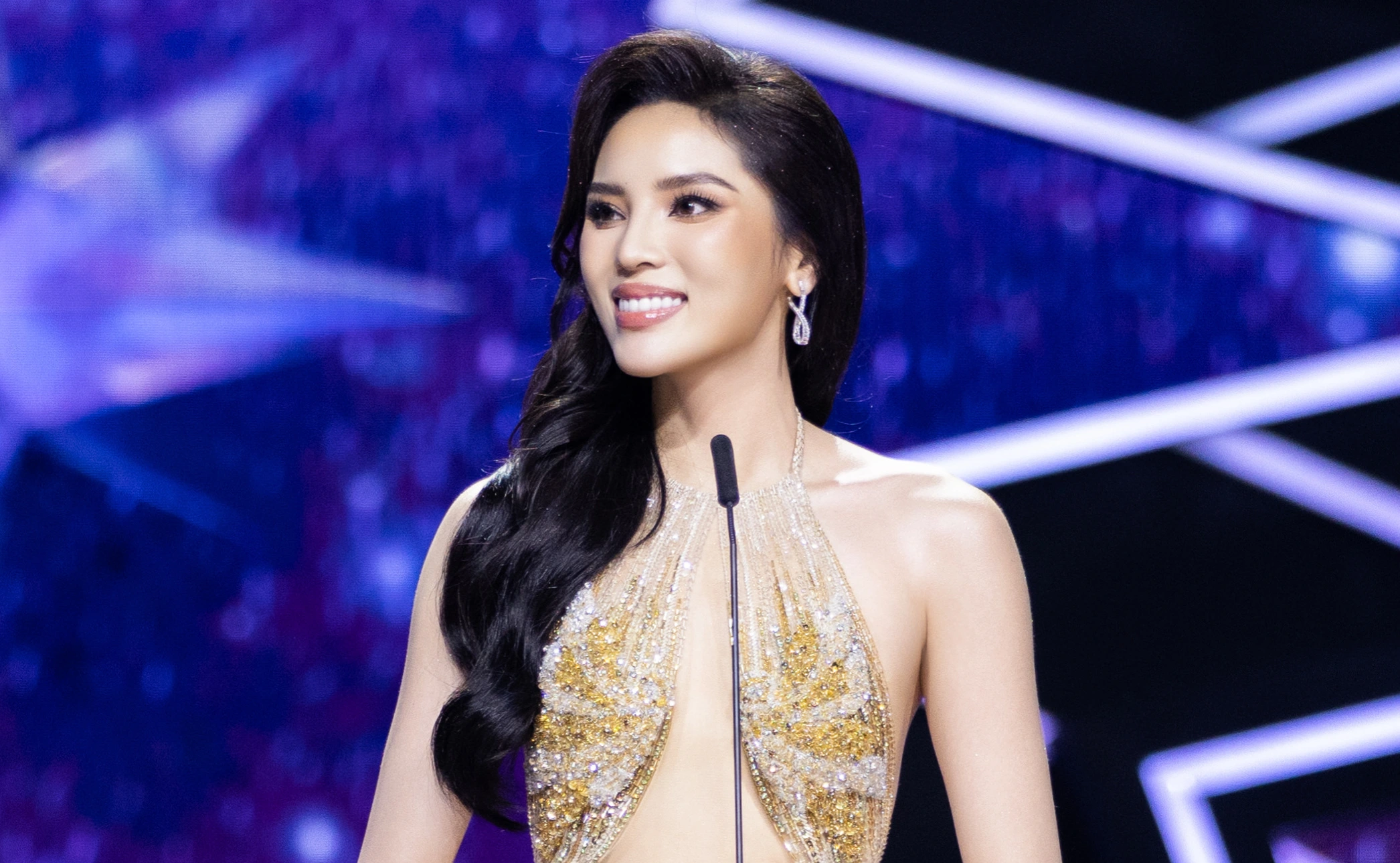 Hoa hậu kỳ duyên trượt top 12 miss universe 2024 tỏa sáng mọi nơi nhưng mờ nhạt đúng thời điểm - 11