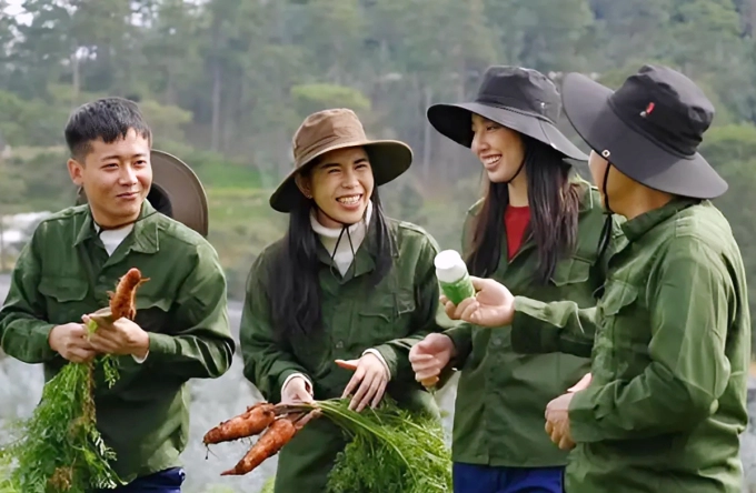 Hoa hậu thùy tiên đòi tăng cổ phần vì kẹo kera đắt khách - 1