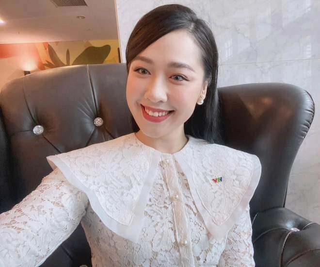 Hoa khôi bản tin vtv cưới ông chú thần tượng hơn 16 tuổi đúng tâm nguyện giờ là phu nhân tổng tài được cưng chiều - 1