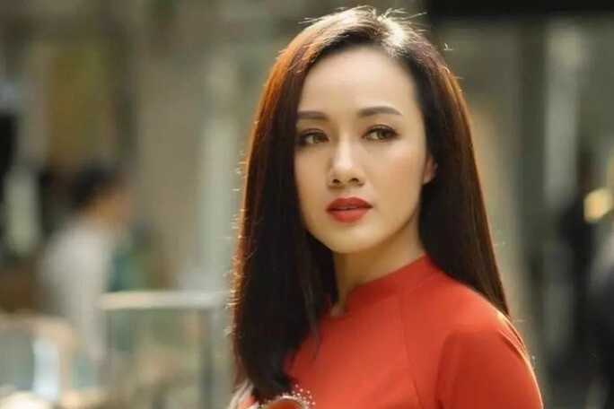 Hoa khôi quyền lực của vtv từng bị ngôi sao hạng a đuổi vào cánh gà tuổi 46 sinh non bé gái nặng 16kg - 3