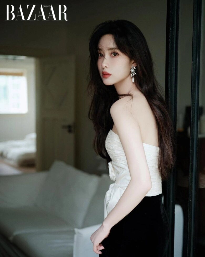 Hoa khôi trường điện ảnh có vẻ đẹp như trúng số độc đắc dưỡng da trắng bằng cốc nước ép đơn giản - 11