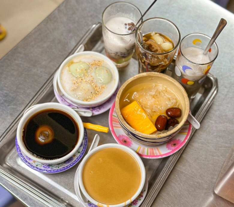 Hội fa muốn đổi vận mùa thất tịch thì lưu ngay 4 quán chè lâu đời sài gòn ăn chén chè đậu đỏ cầu duyên chuẩn vị xưa - 2