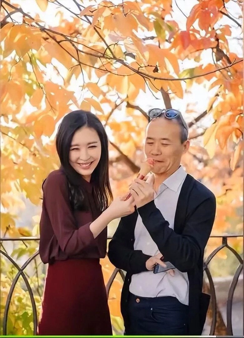 Hôn nhân của mỹ nhân phim sex and the beauties bị gắn mác hồ ly tinh giật chồng khi lấy tỷ phú hơn 30 tuổi - 5