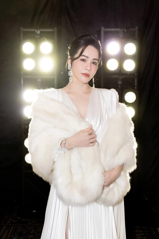 Hồng vân có trang trại thẳng cánh cò bay em gái lại bị truy lùng vì 13 tỷ từ thiện mất tích - 10