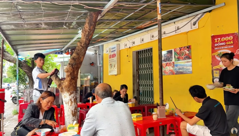 Khách nhật thử món đặc sản béo ngậy ở quy nhơn 3 bát hết 54000 đồng - 2