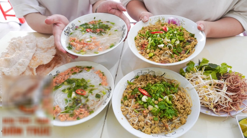 Khách nhật thử món đặc sản béo ngậy ở quy nhơn 3 bát hết 54000 đồng - 7