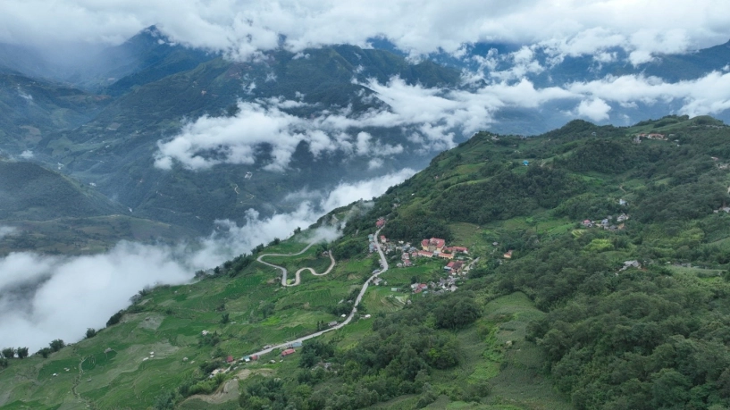 Khám phá cao nguyên cách hà nội 200km cảnh núi non chẳng khác trời âu thử sức với đặc sản nghe nhắc tên đã nhăn mặt - 3