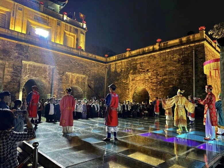 Khám phá hà nội về đêm những tour du lịch độc đáo ngay cả người thủ đô chưa chắc đã biết hết - 3