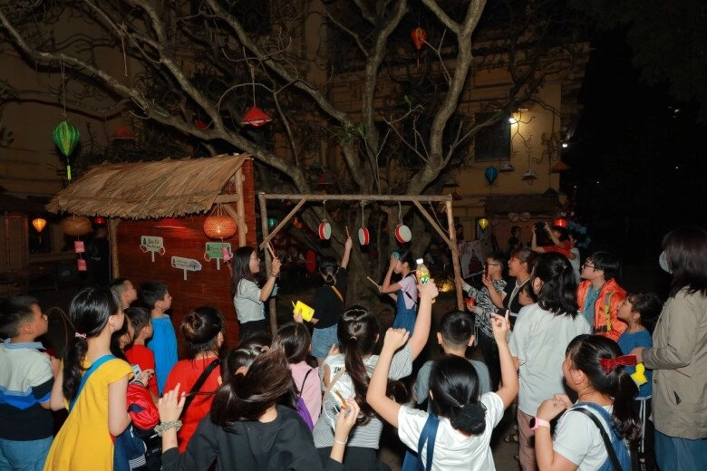Khám phá hà nội về đêm những tour du lịch độc đáo ngay cả người thủ đô chưa chắc đã biết hết - 5