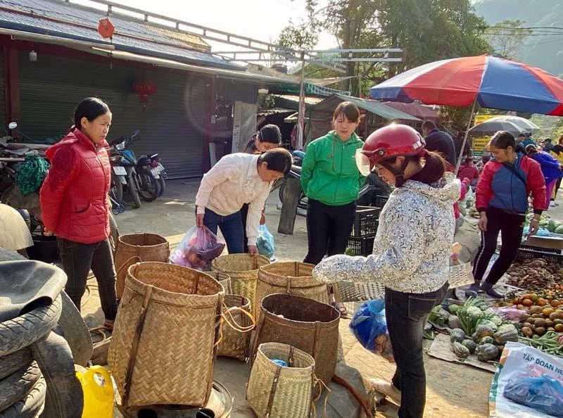 Khám phá huyện miền núi cách hà nội hơn 100km phong cảnh thiên nhiên hữu tình cực thích hợp để chữa lành - 7