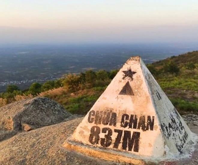 Khám phá ngọn núi vừa đẹp vừa huyền bí ở đồng nai hút khách du lịch quanh năm được ví như đà lạt của đông nam bộ - 1