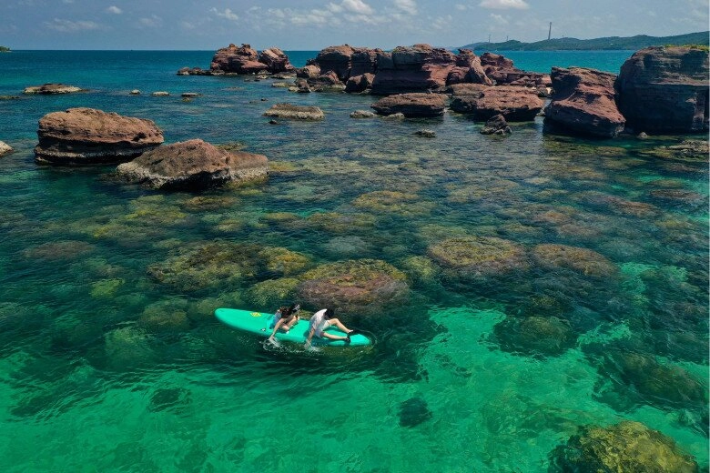 Khám phá nơi được mệnh danh bali thu nhỏ ở việt nam sở hữu rạn san hô tuyệt đẹp choáng ngợp với khung cảnh biển xanh cát trắng - 2