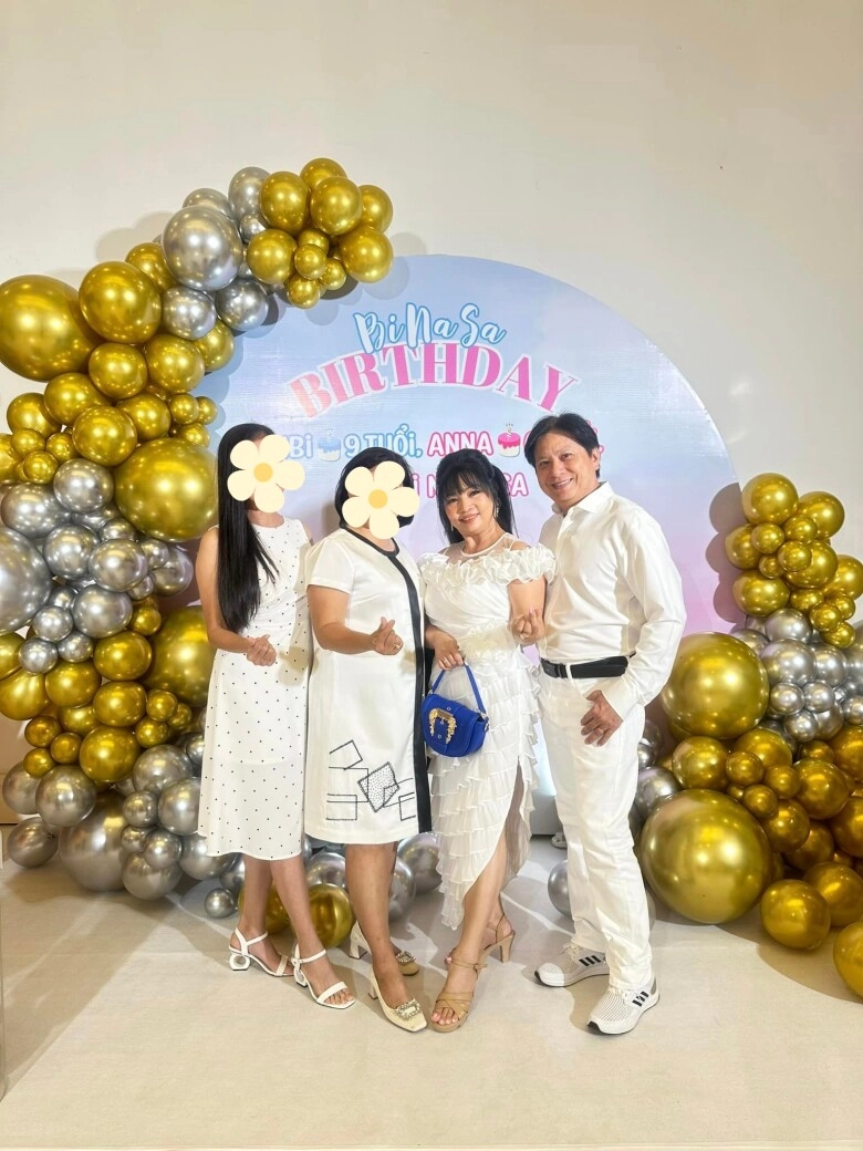 Khánh thi rơi nước mắt trong tiệc thôi nôi của bé lisa vạch kế hoạch sinh con thứ 4 với chồng trẻ - 9