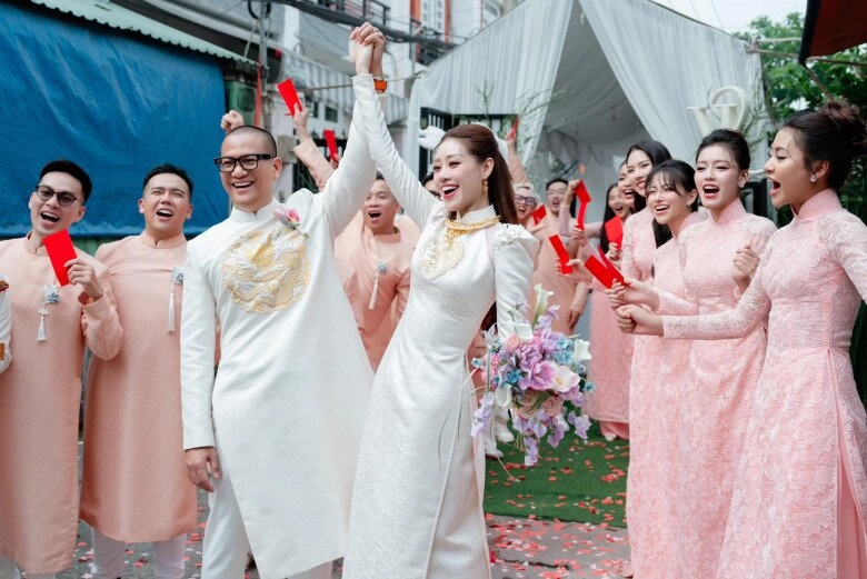 Khánh vân được con chồng gọi là mẹ bi những gia đình khác xưng hô như thế nào - 1
