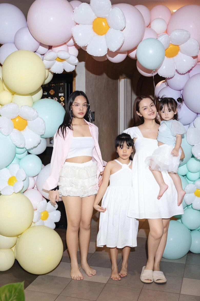 Khánh vân được con chồng gọi là mẹ bi những gia đình khác xưng hô như thế nào - 12