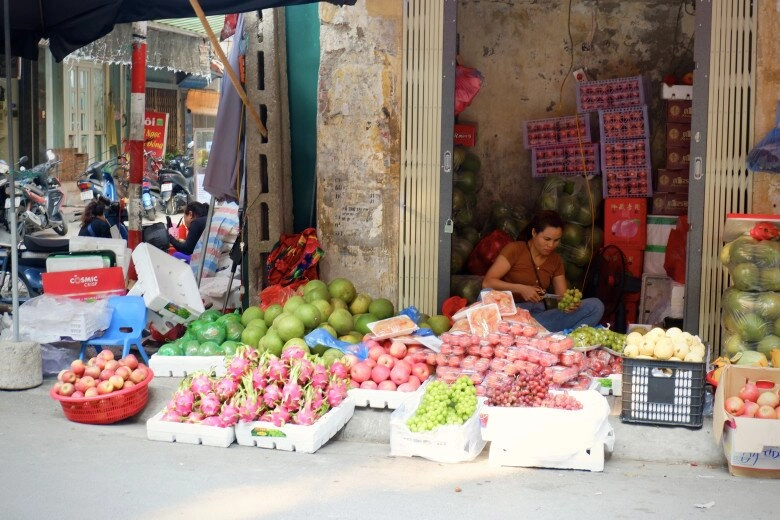 Khu chợ bé xíu lọt thỏm giữa lòng hà nội nhưng là thiên đường ăn vặt nổi đình đám giới học sinh - sinh viên - 3