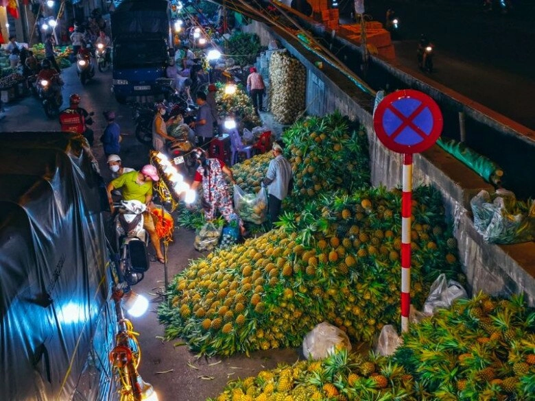 Khu chợ không ngủ giữa lòng hà nội được báo tây bình chọn là một trong những ngôi chợ thú vị nhất thế giới - 3
