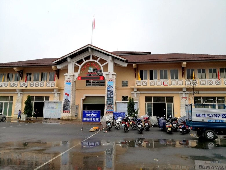 Khu chợ không thể không ghé ở sapa bán đủ thứ đặc sản rừng không nơi nào có - 1