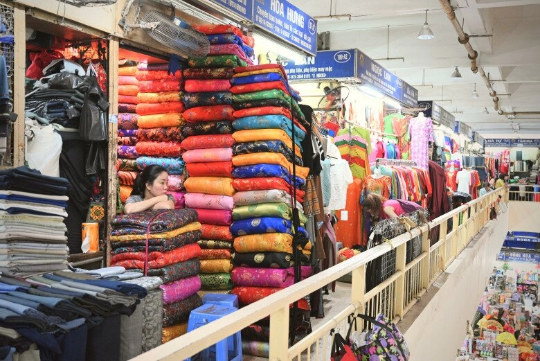 Khu chợ tồn tại 135 năm giữa lòng hà nội từ một gian chợ tạm trở thành biểu tượng của thủ đô - 7