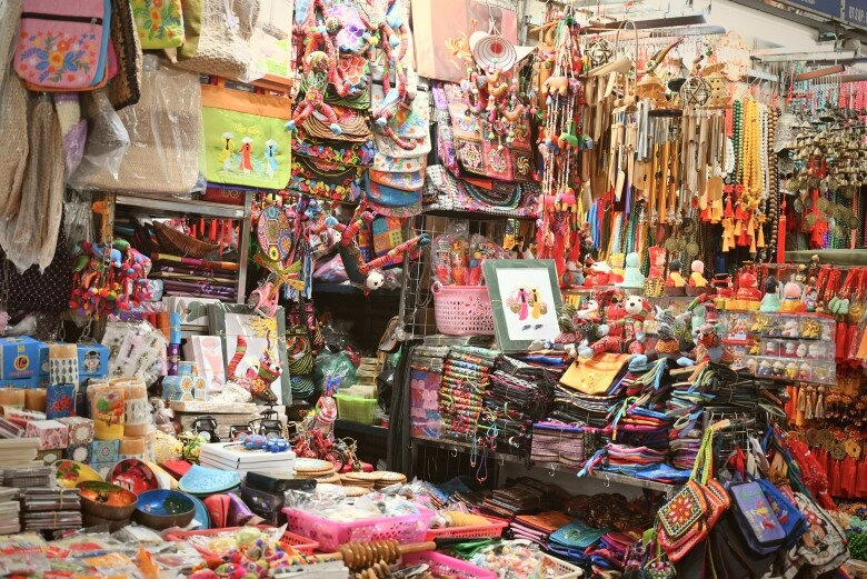 Khu chợ tồn tại 135 năm giữa lòng hà nội từ một gian chợ tạm trở thành biểu tượng của thủ đô - 8