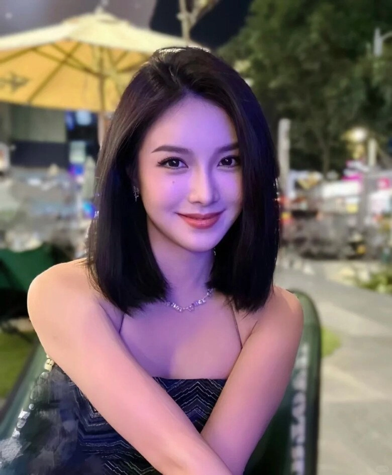 Kiểu tóc một cỡ giúp người phụ nữ u50 chỉnh sửa gương mặt nhỏ gọn trẻ trung mà không cần dao kéo - 6