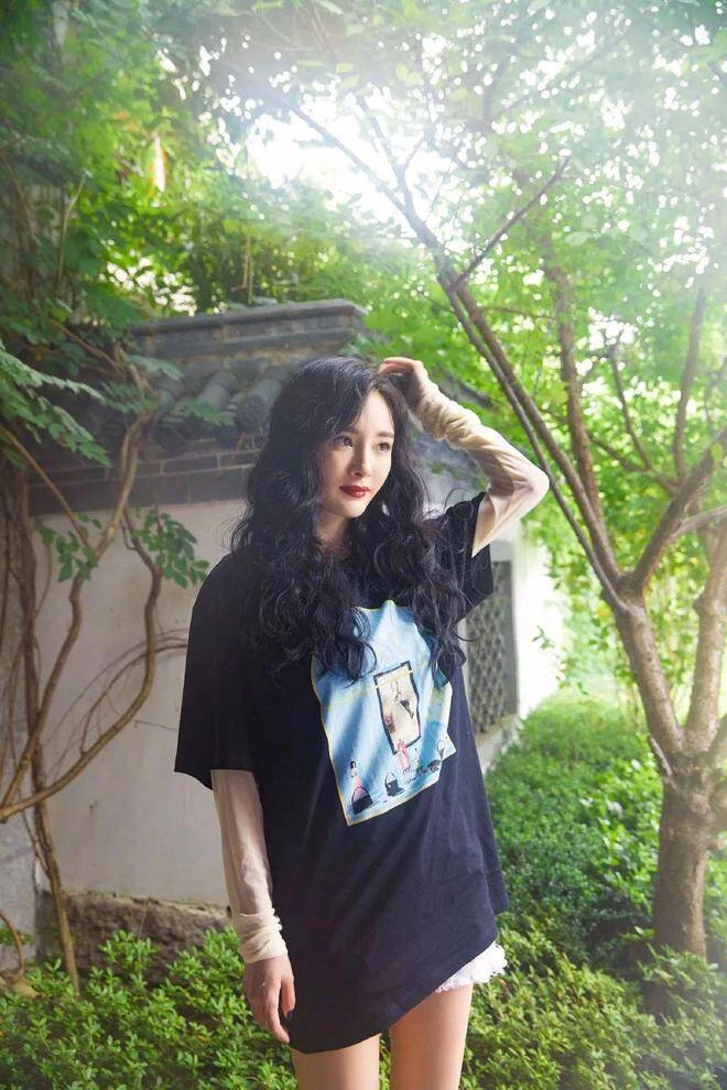 Kiểu tóc xoăn đẹp nhất cho nàng tóc mỏng thưa chú ý 4 điều để tóc thêm bồng bềnh sang như minh tinh - 18