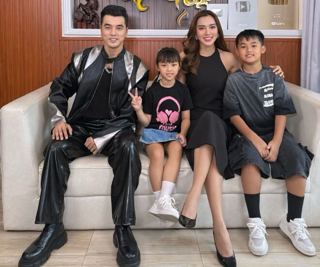Kim cương bồi hồi sau khi quý tử đoàn tụ với bố ruột khẳng định ưng hoàng phúc yêu con riêng của mình như ruột thịt - 1
